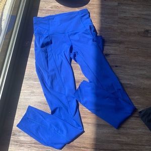 Lululemon blue leggings 3/4 length 2
